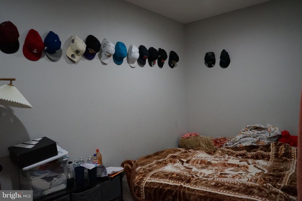 Image 117 of property listing at 228 N MONTFORD AVE, Baltimore, MD 21224