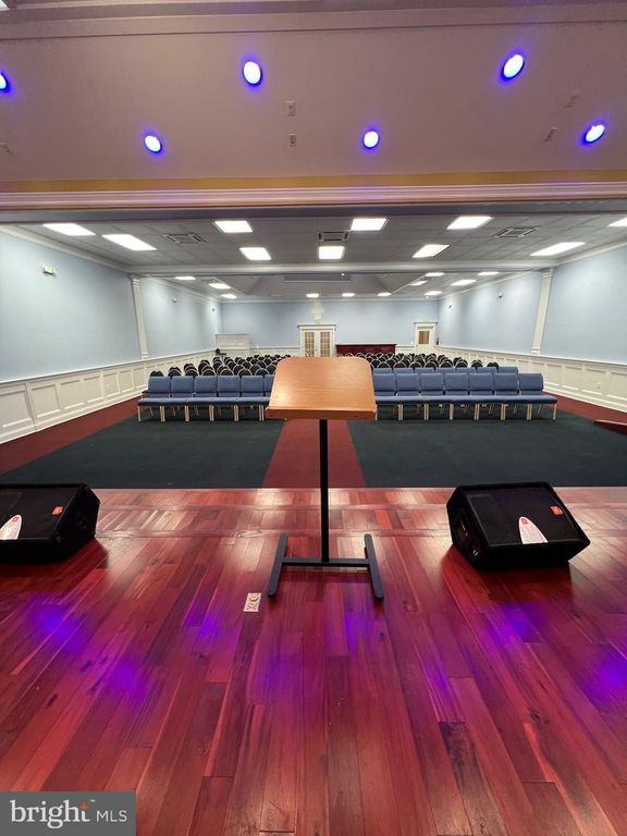 Image 30 of property listing at 228 N MONTFORD AVE, Baltimore, MD 21224