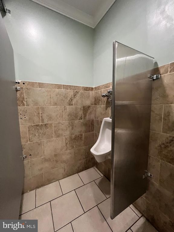 Image 60 of property listing at 228 N MONTFORD AVE, Baltimore, MD 21224