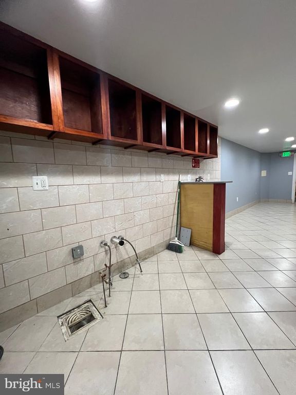 Image 72 of property listing at 228 N MONTFORD AVE, Baltimore, MD 21224