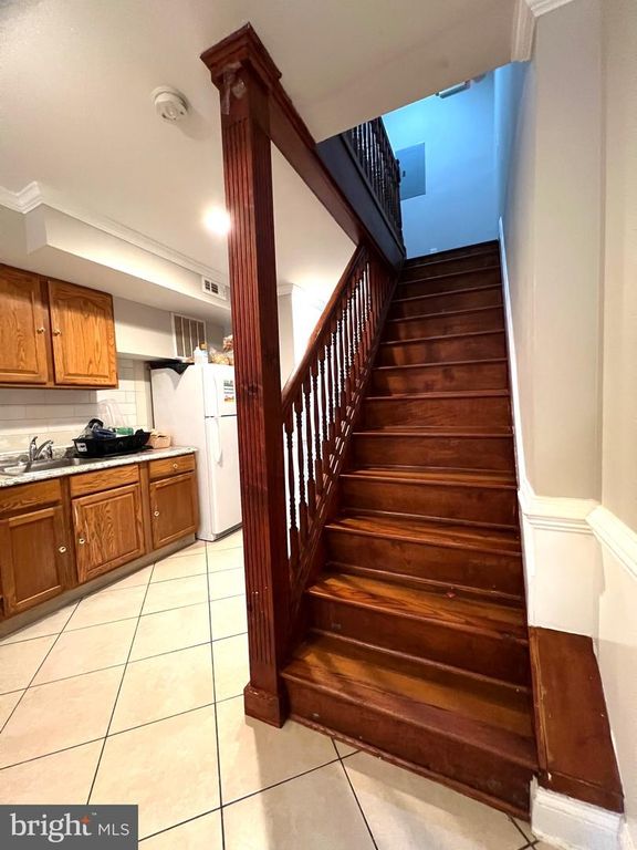 Image 95 of property listing at 228 N MONTFORD AVE, Baltimore, MD 21224