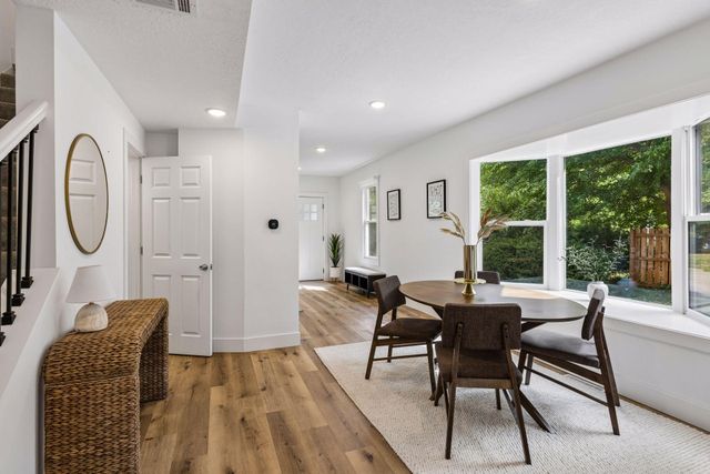 704 7th Avenue S, Hopkins, MN 55343