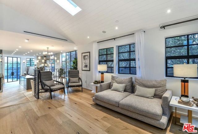 707 Amoroso Place, Venice (los Angeles), CA 90291