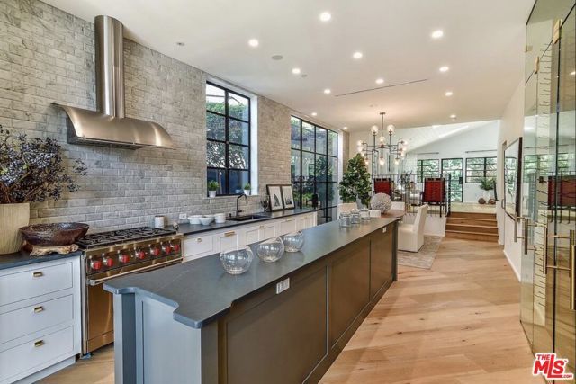 707 Amoroso Place, Venice (los Angeles), CA 90291