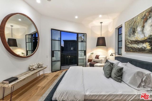 707 Amoroso Place, Venice (los Angeles), CA 90291