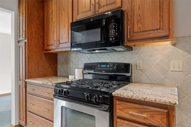 1805 Brockman Avenue, Marion, IA 52302