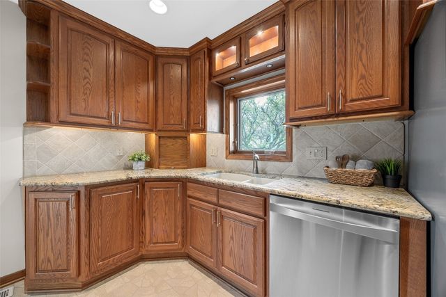1805 Brockman Avenue, Marion, IA 52302