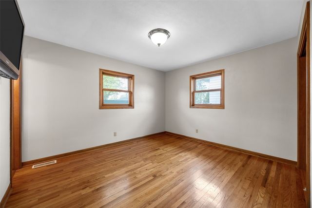 1805 Brockman Avenue, Marion, IA 52302