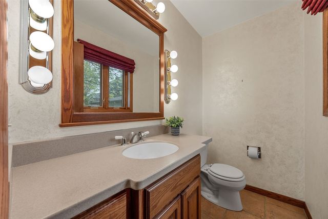 1805 Brockman Avenue, Marion, IA 52302