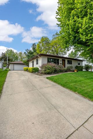 1805 Brockman Avenue, Marion, IA 52302