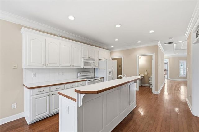 522 Sletten Drive, Lawrenceville, GA 30046