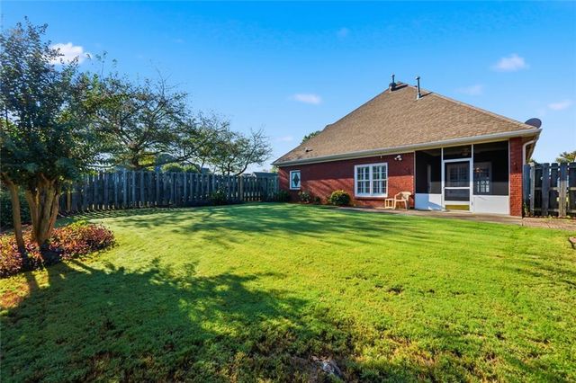 522 Sletten Drive, Lawrenceville, GA 30046