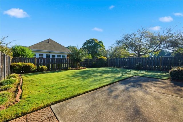 522 Sletten Drive, Lawrenceville, GA 30046