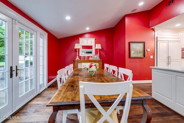 3000 Valley View Drive, Ottawa Hills, OH 43615
