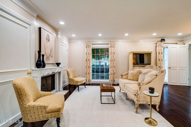 3000 Valley View Drive, Ottawa Hills, OH 43615