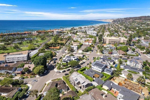 7911 El Paseo Grande, La Jolla, CA 92037