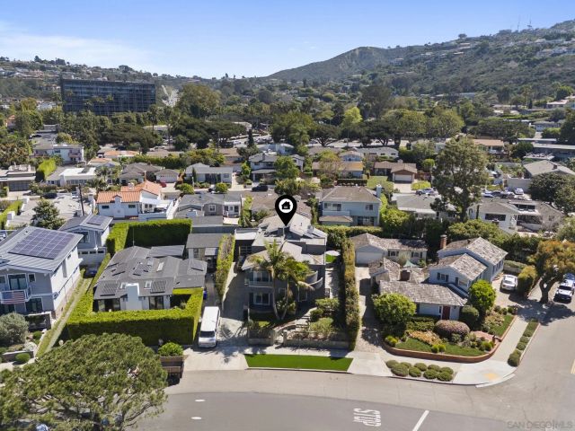 7911 El Paseo Grande, La Jolla, CA 92037