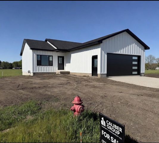 849 Hunter Drive, Evansdale, IA 50707