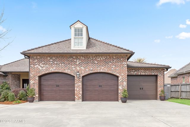102 Marble Creek Cove, Lafayette, LA 70508