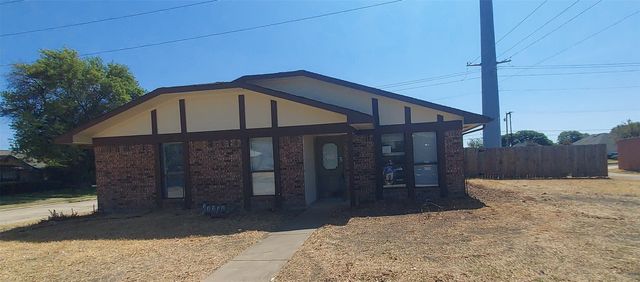 4102 Blacksmith Drive, Garland, TX 75044