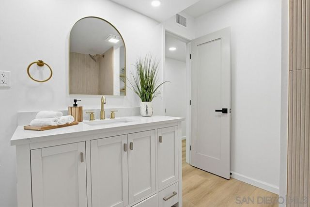 1172 North Ave, Escondido, CA 92026