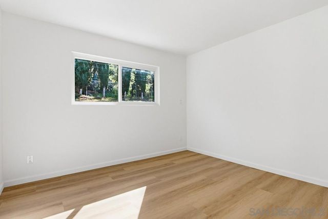 1172 North Ave, Escondido, CA 92026