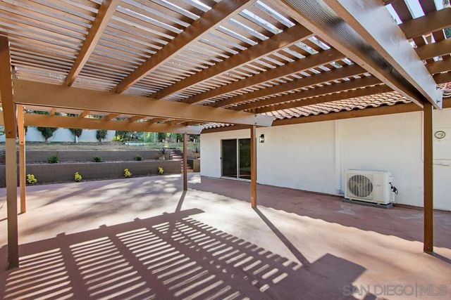 1172 North Ave, Escondido, CA 92026