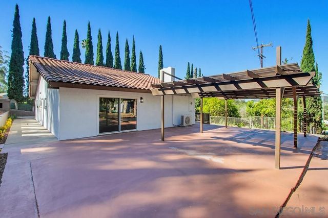 1172 North Ave, Escondido, CA 92026