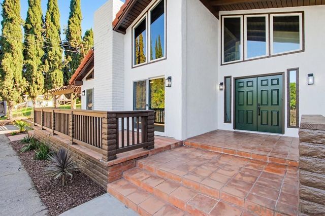 1172 North Ave, Escondido, CA 92026