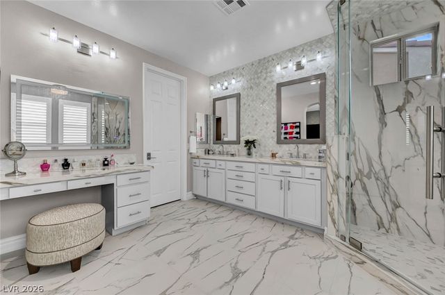 39 Contrada Fiore Drive, Henderson, NV 89011