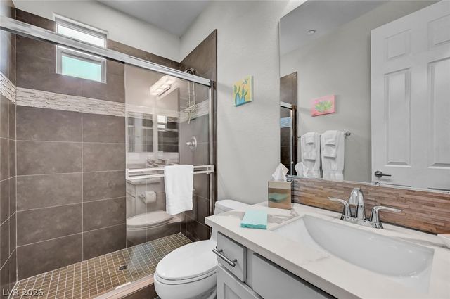 39 Contrada Fiore Drive, Henderson, NV 89011