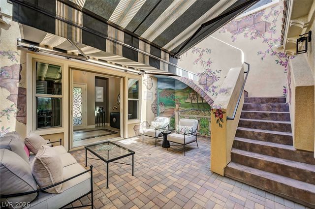 39 Contrada Fiore Drive, Henderson, NV 89011