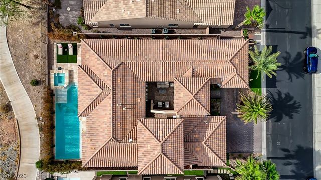 39 Contrada Fiore Drive, Henderson, NV 89011