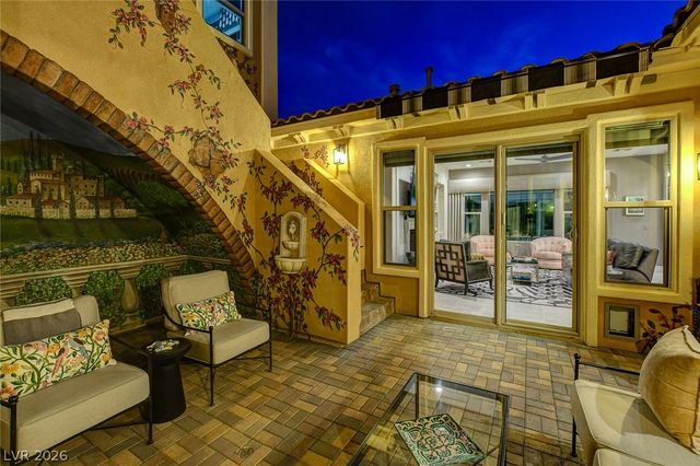 39 Contrada Fiore Drive, Henderson, NV 89011