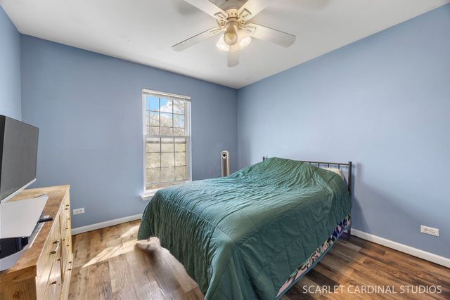 741 Cooper Court E, Aurora, IL 60504