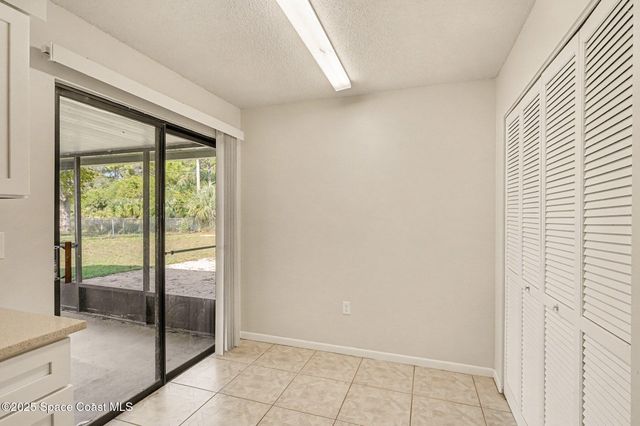 1337 Pakenham Street NW, Palm Bay, FL 32907