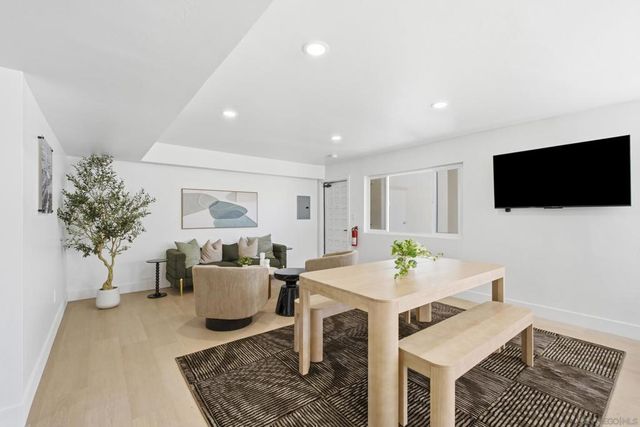1030 Robinson Ave 312, San Diego, CA 92103