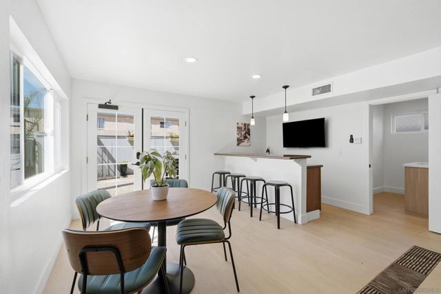 1030 Robinson Ave 312, San Diego, CA 92103