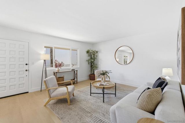 1030 Robinson Ave 312, San Diego, CA 92103