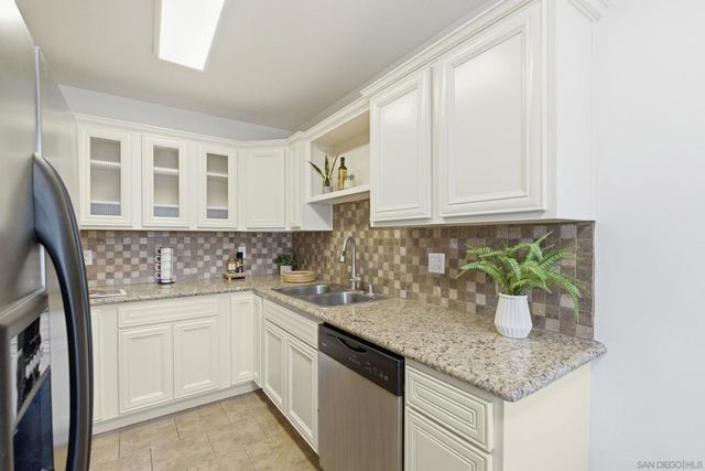 1030 Robinson Ave 312, San Diego, CA 92103