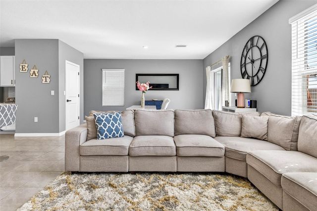 33608 BARBERRY LEAF WAY, Wesley Chapel, FL 33543