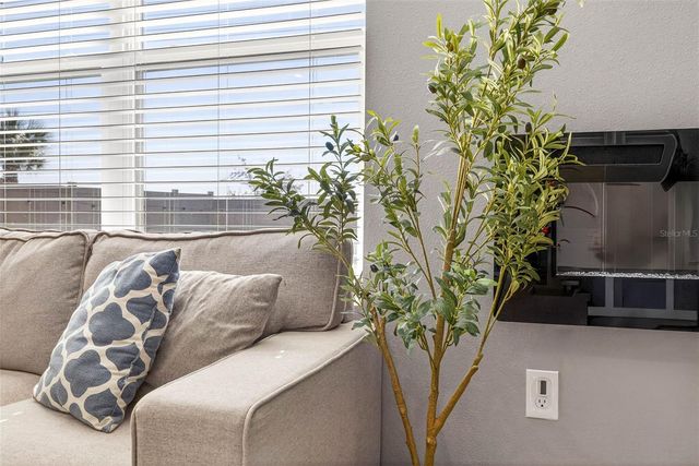 33608 BARBERRY LEAF WAY, Wesley Chapel, FL 33543