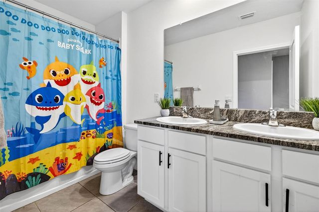 33608 BARBERRY LEAF WAY, Wesley Chapel, FL 33543