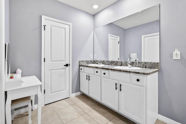 33608 BARBERRY LEAF WAY, Wesley Chapel, FL 33543