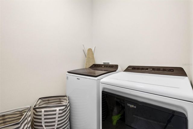 33608 BARBERRY LEAF WAY, Wesley Chapel, FL 33543