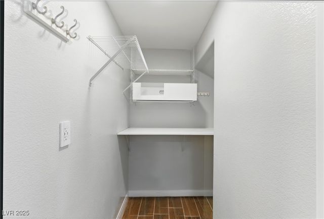 9572 Belle Rich Street, Las Vegas, NV 89123