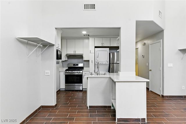 9572 Belle Rich Street, Las Vegas, NV 89123