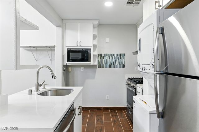 9572 Belle Rich Street, Las Vegas, NV 89123