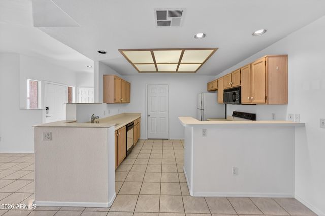 10410 N CAVE CREEK Road 2124, Phoenix, AZ 85020