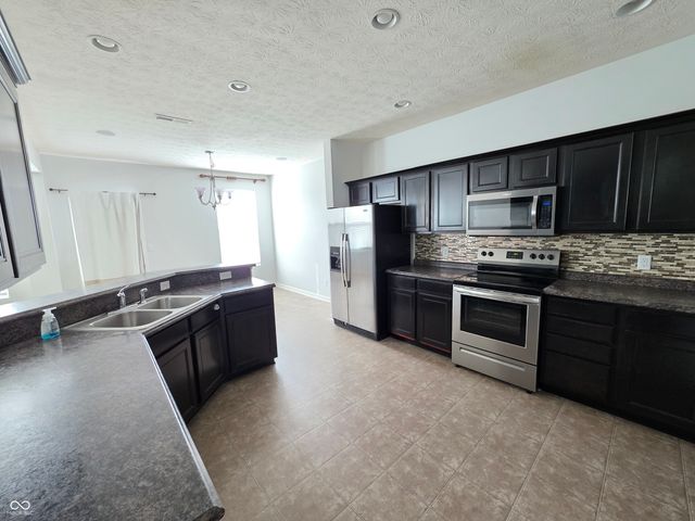 2347 Shadow Court, Columbus, IN 47201